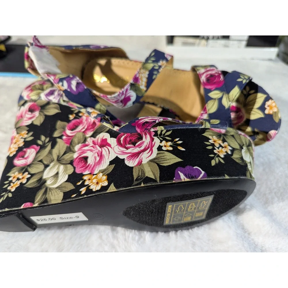 Anna Wedge Sandals Womens 9 Black Floral New MIA-9 Platform Strappy Shoes